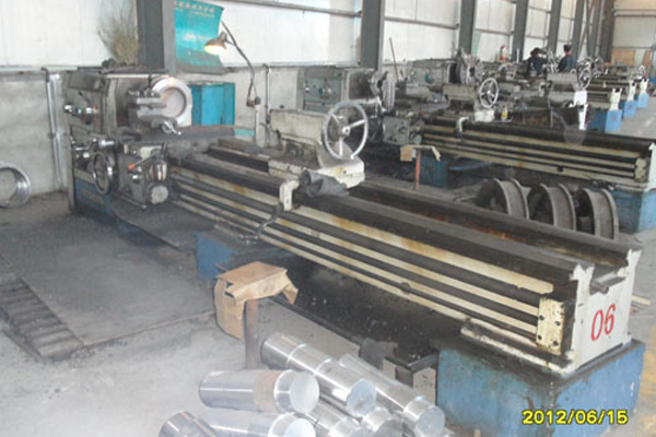 加工本公司環(huán)保用車輪軸